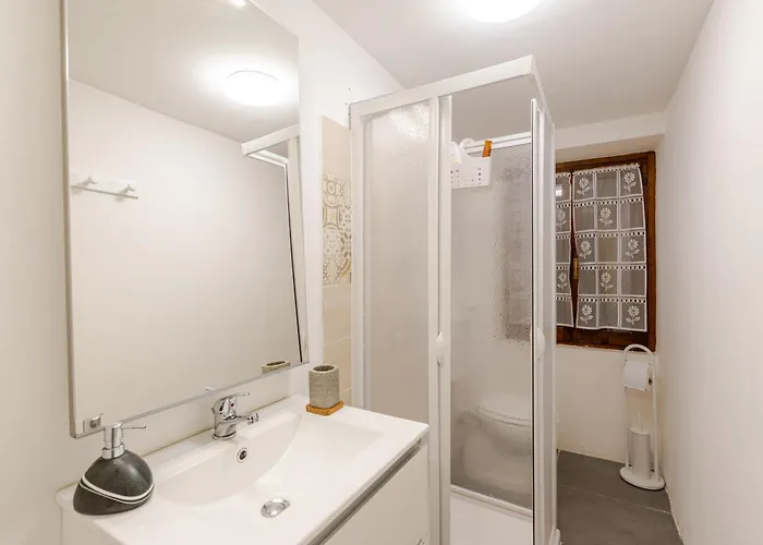 Zen In The Center With Free Parking And 24hours Automatic Check-in 아파트 *